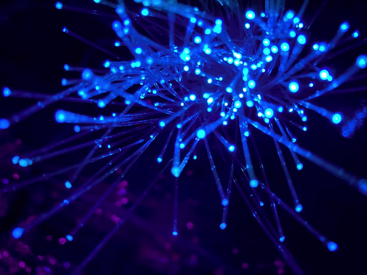 Illuminated fibre glass cables